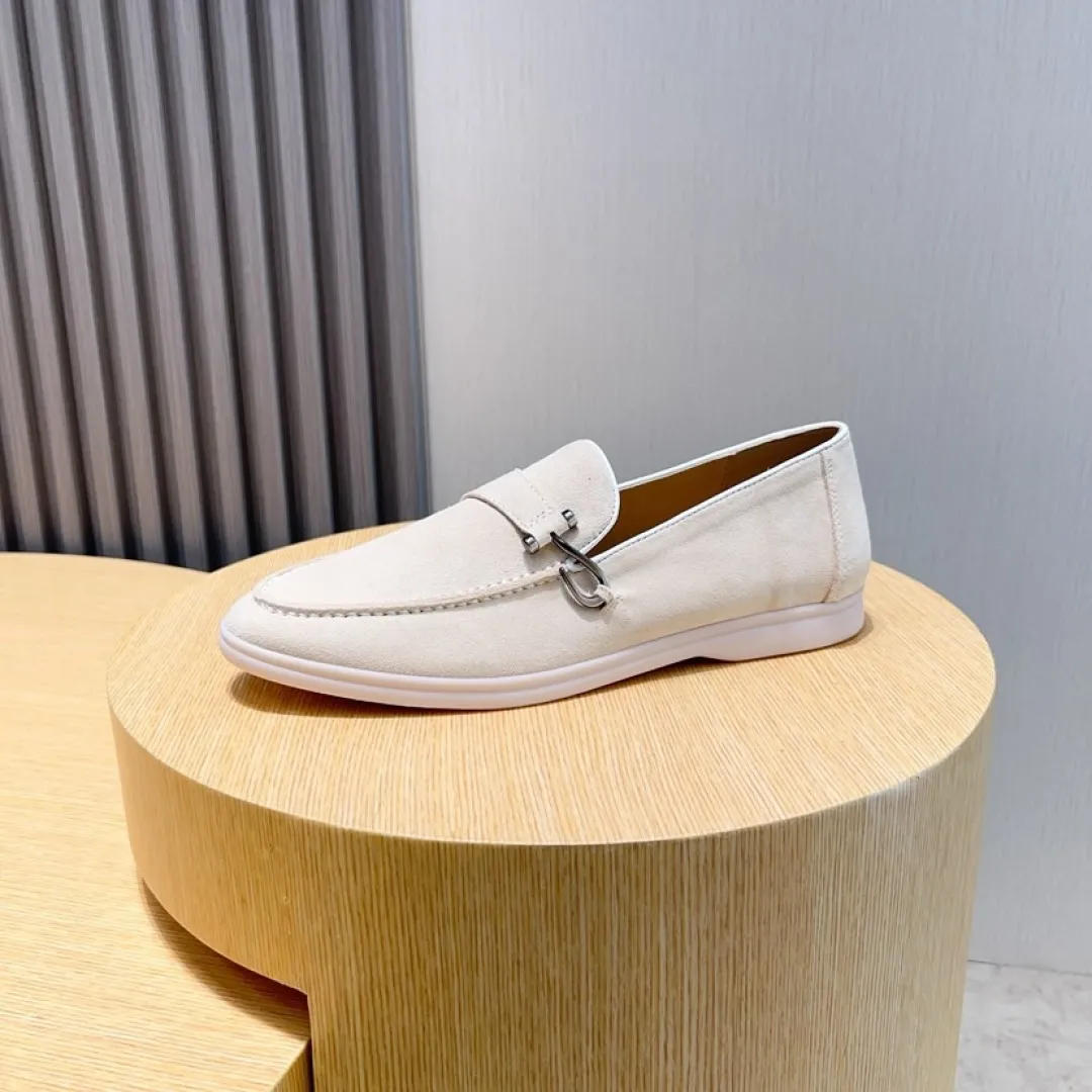 Men's Men's Shoes💰Men's Shoes💰440💰[loro piana] Couple's Style - The new moccasins are made of water-repellent treated suede uppers with rubber soles, a classic. The complex craftsmanship and meticulous structure make the shoes light and soft, allowing you to walk comfortably and freely. Perfect for wearing at the beach or out in the water during the summer. Women’s size: 35-40 Men’s size: 38-45